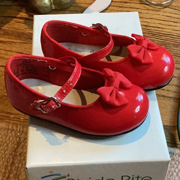 Vintage 1995 GIRL STRIDE RITE PATSY RED PATENT LEATHER BOW SHOES SZ. 3 Months - Picture 6 of 9
